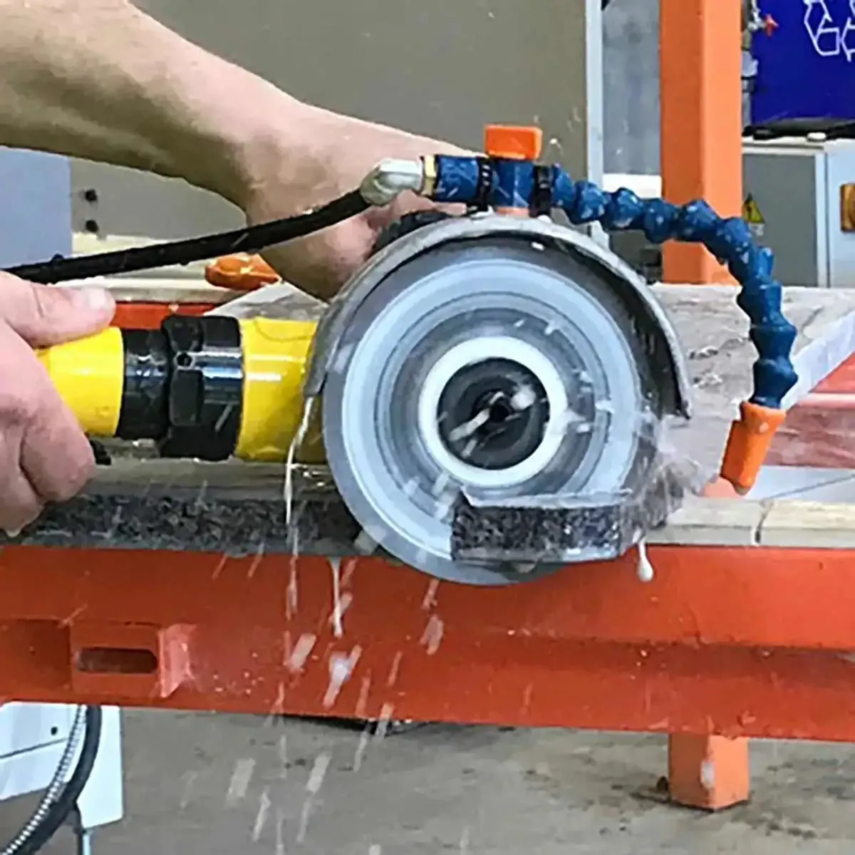 Alpha Tools PSG-125 Pneumatic Grinder 5" 5/8"-11