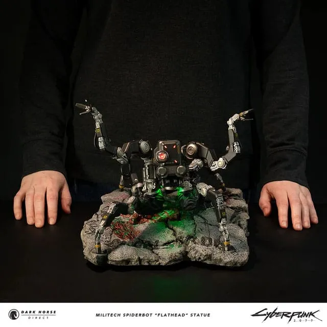 Dark Horse Comics Cyberpunk 2077 Militech Spiderbot "Flathead" Statue
