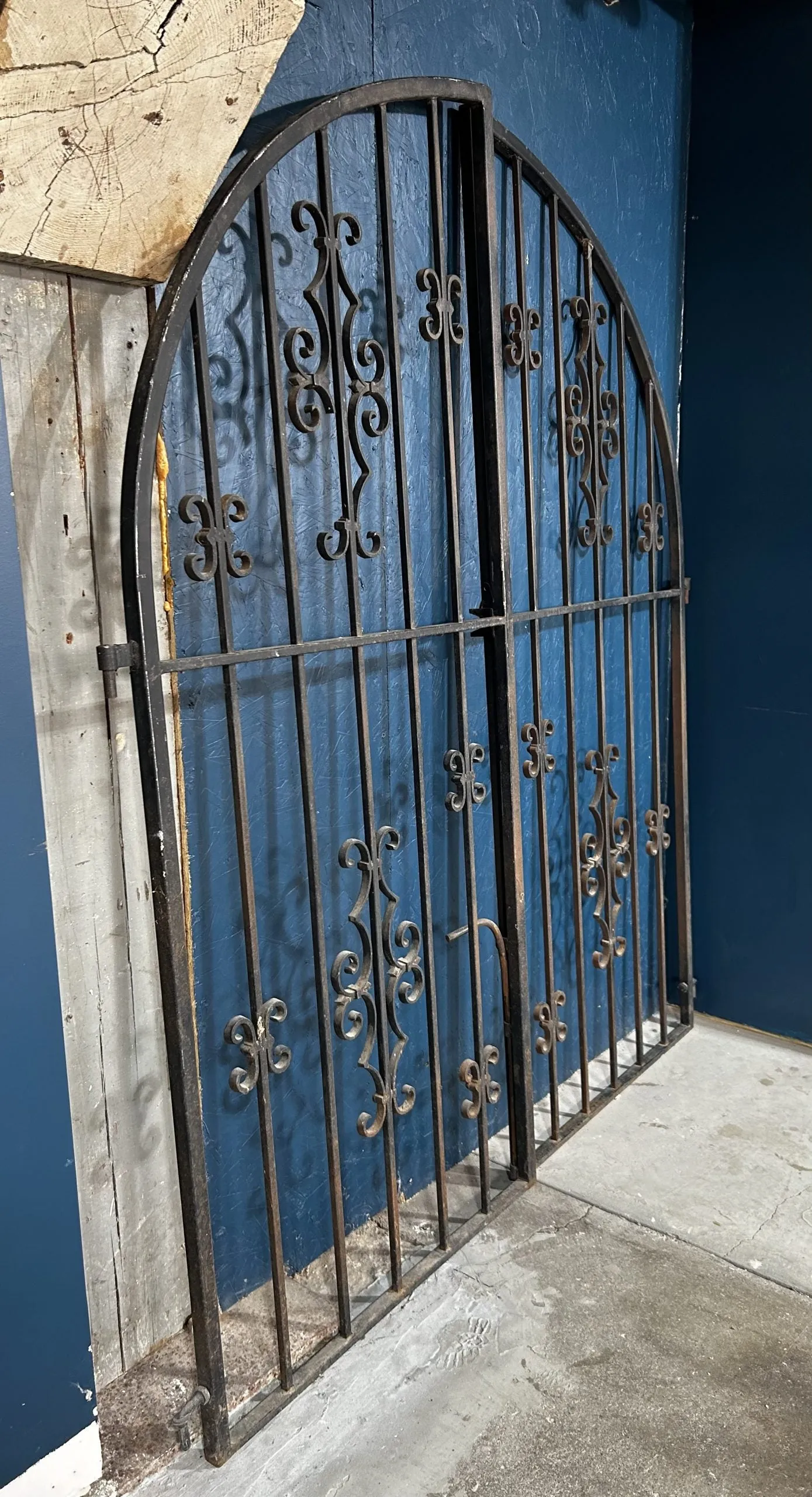 Iron Gate Doors, Arched