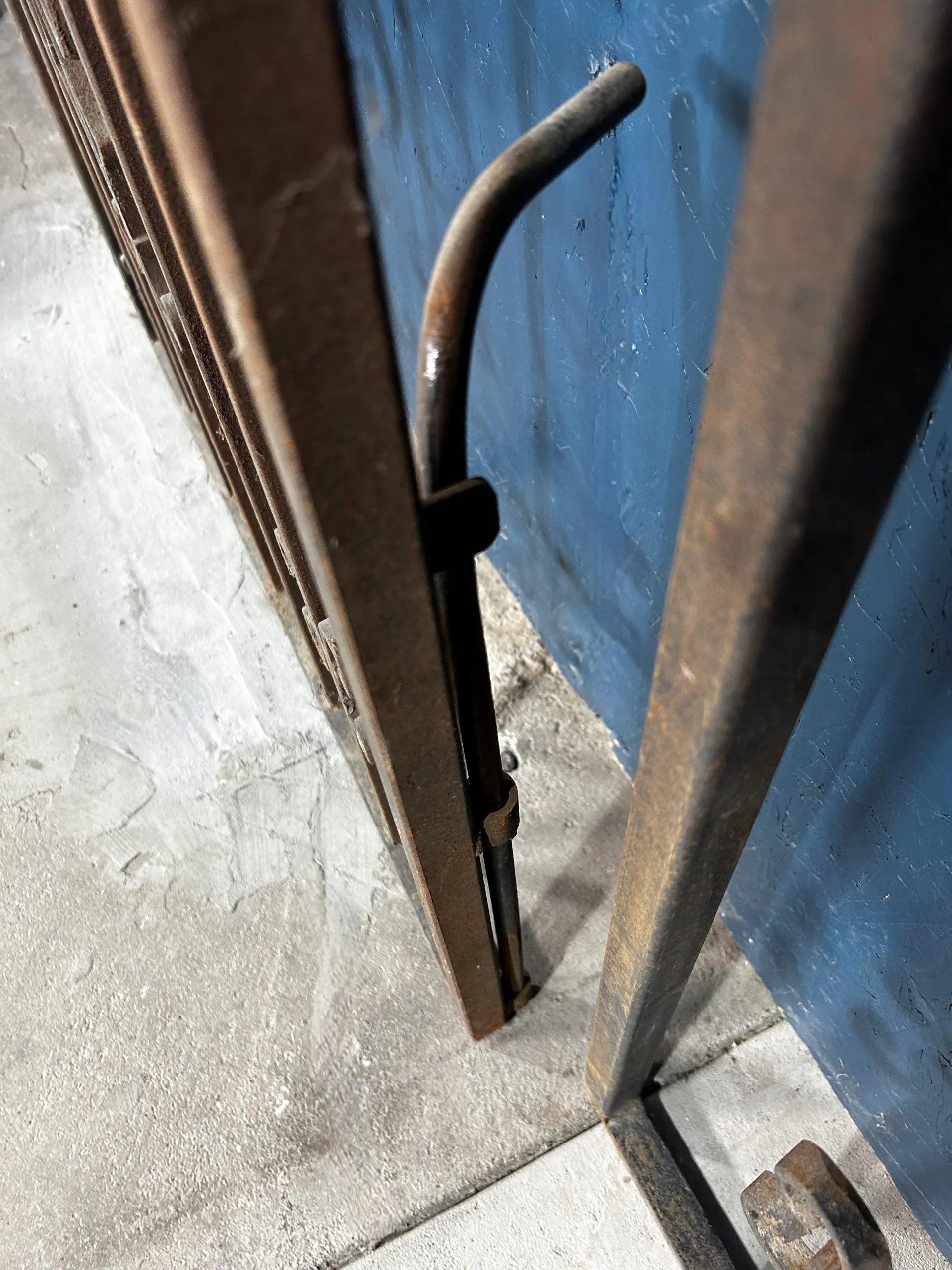 Iron Gate Doors, Arched
