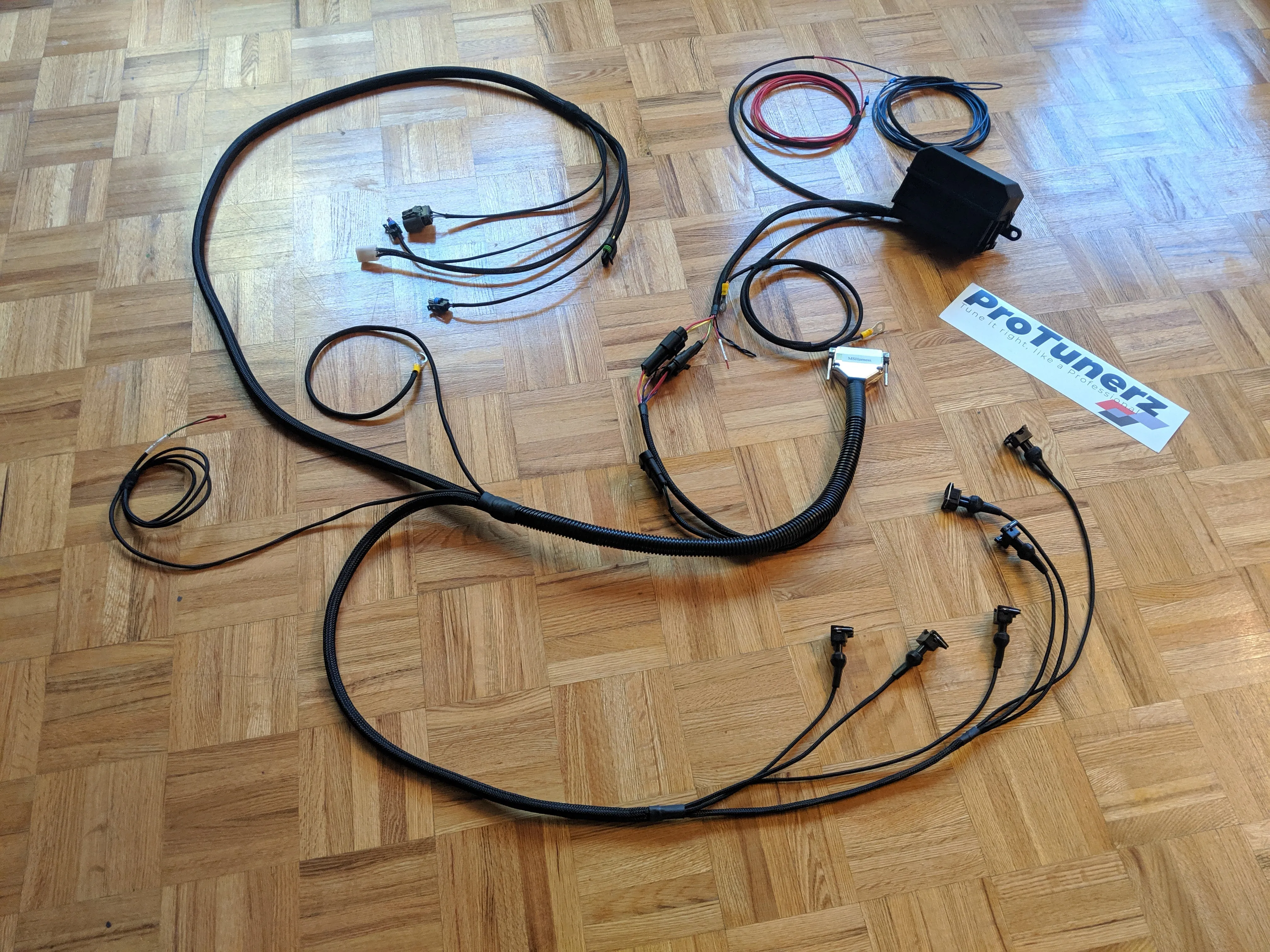MS2 ECU   L-Series Terminated Harness & Fusebox