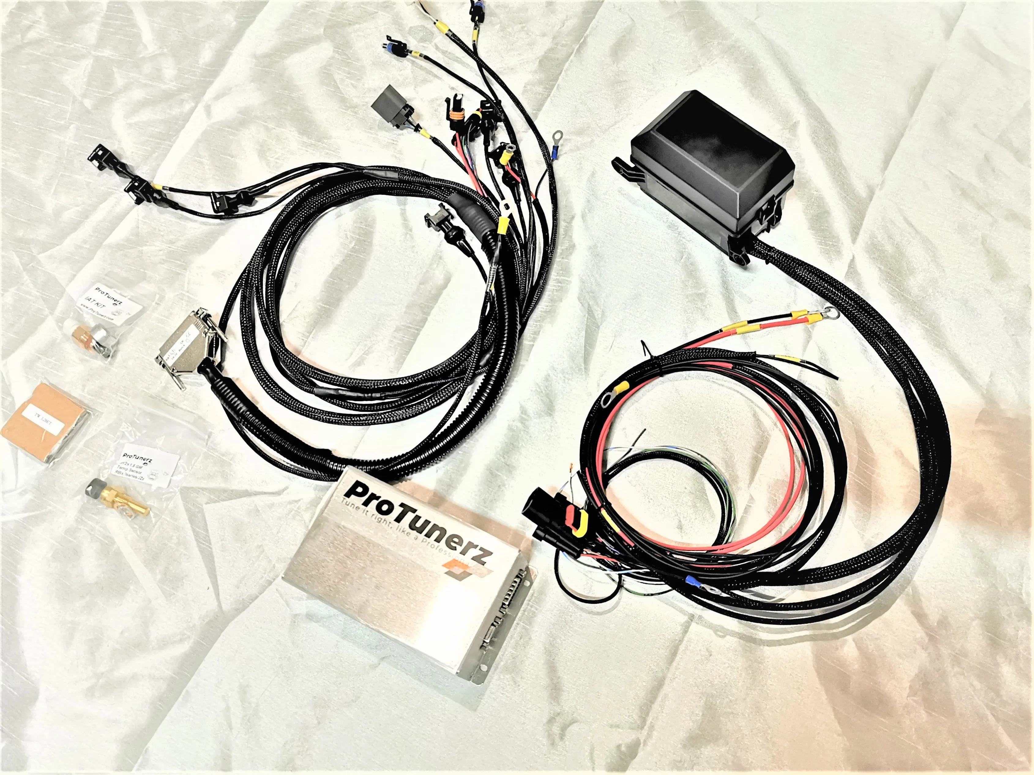 MS2 ECU   L-Series Terminated Harness & Fusebox