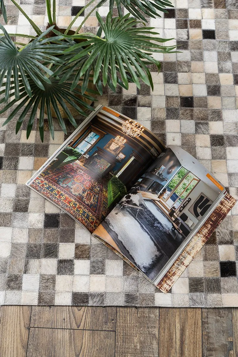 Parision Grey.Charcoal Leather Hairon Carpet