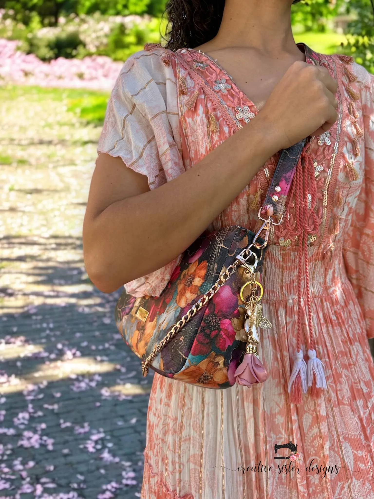 Sewing Pattern with video | Iris Shoulder Bag