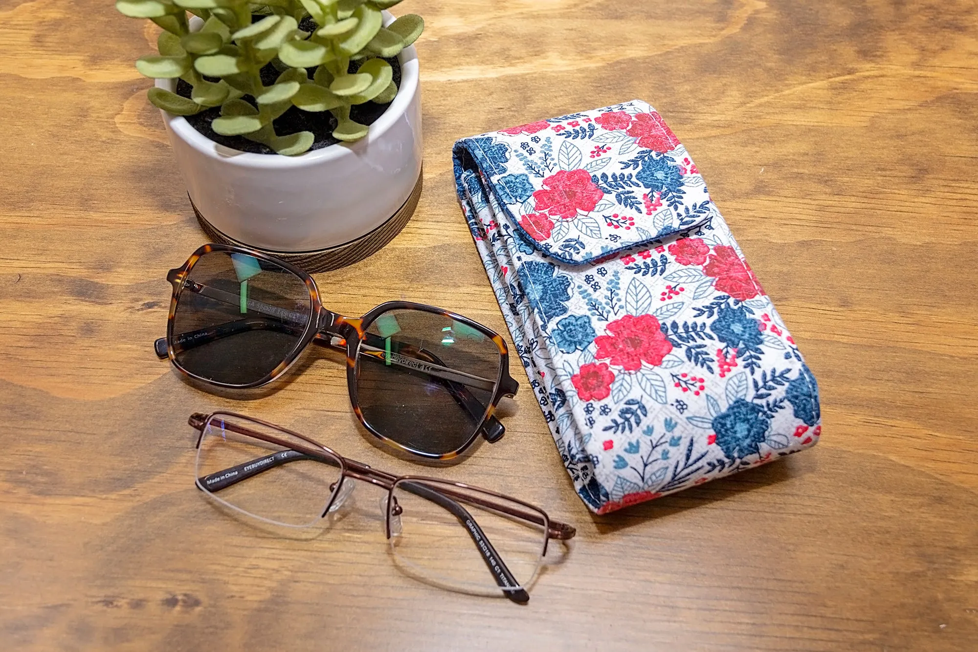 Sewing Pattern with video | The Double Vision Case