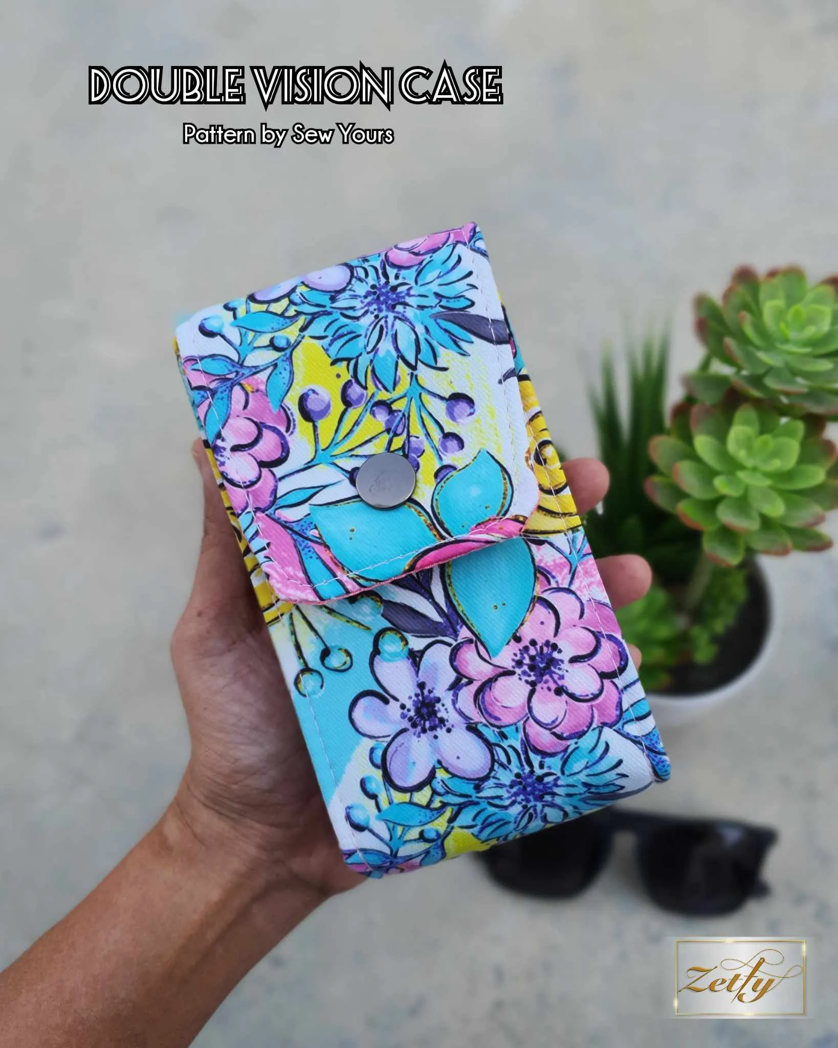 Sewing Pattern with video | The Double Vision Case