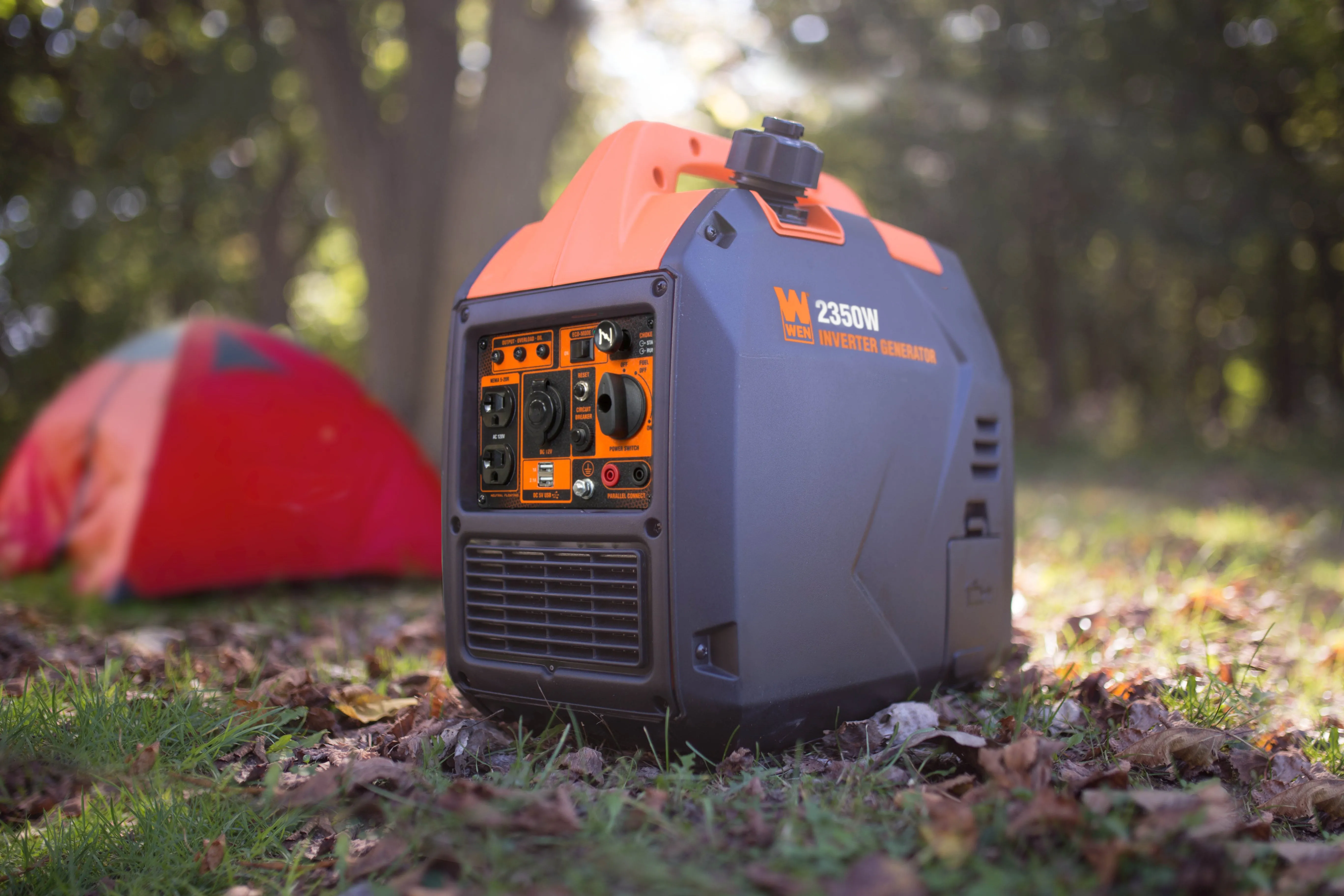WEN R56235i Super Quiet 2350-Watt Portable Inverter Generator with Fuel Shut Off, CARB Compliant, Ultra Lightweight (Manufacturer Refurbished)
