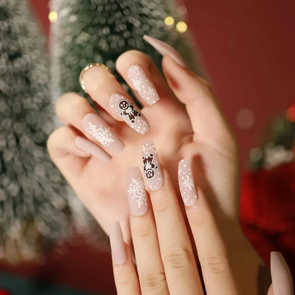 Wenkouban-24Pcs Christmas New Purple Rabbit Cute Short False Nails Tips Snowman Elk Pattern Design Wearable Fake Nails Press On Nail Art