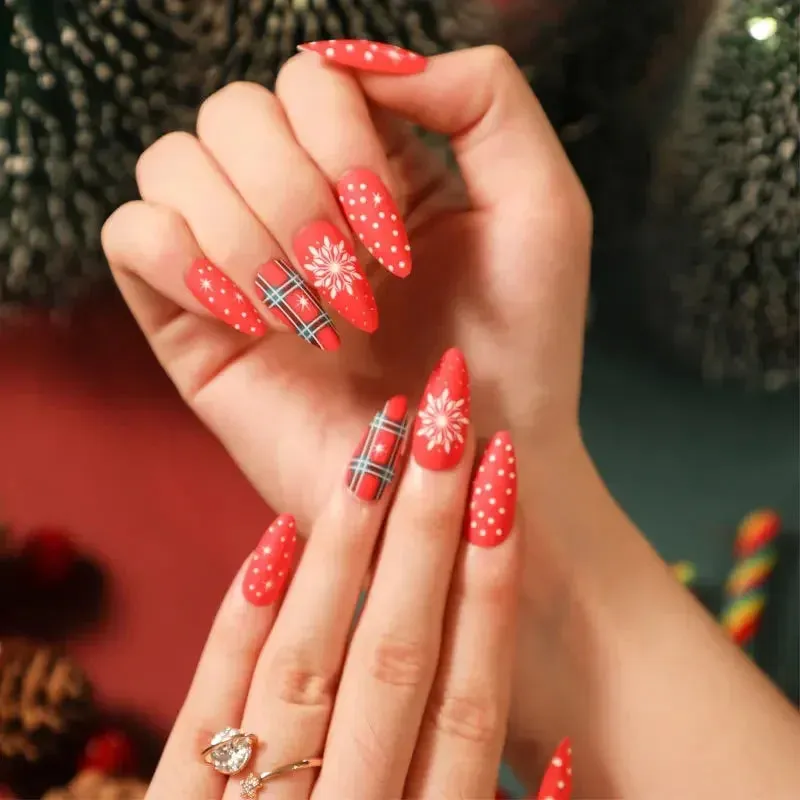 Wenkouban-24Pcs Christmas New Purple Rabbit Cute Short False Nails Tips Snowman Elk Pattern Design Wearable Fake Nails Press On Nail Art