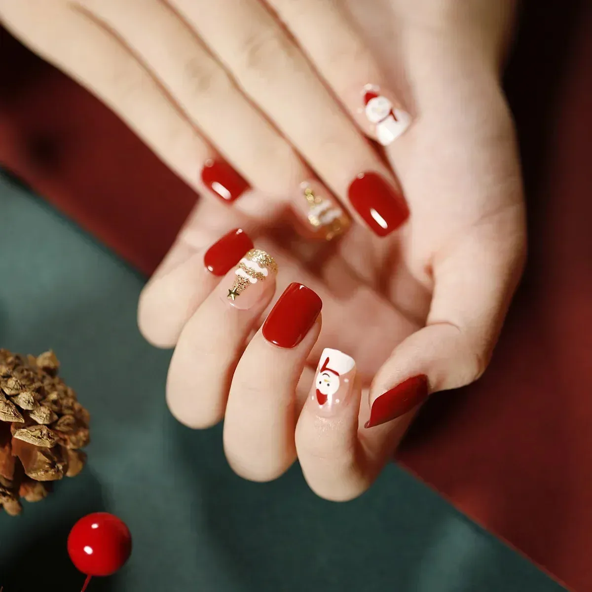 Wenkouban-24Pcs Christmas New Purple Rabbit Cute Short False Nails Tips Snowman Elk Pattern Design Wearable Fake Nails Press On Nail Art